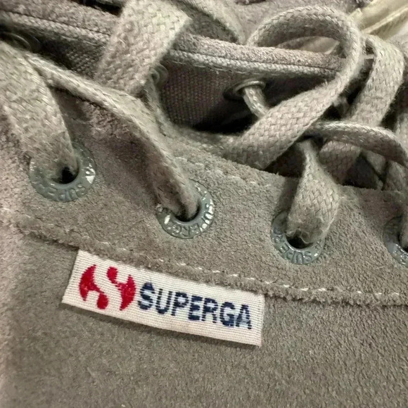 high top sneakers - Picture 2 of 6